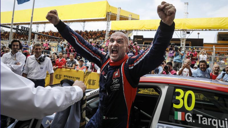 Gabriele Tarquini vince il Mondiale WTCR