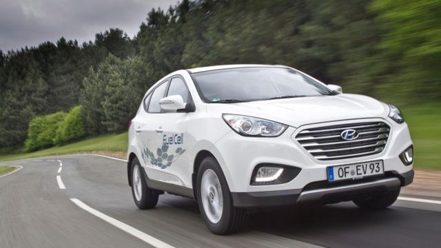 700 km di autonomia con la Hyundai ix35 Fuel Cell