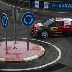 Sebastian Loeb torna nel Mondiale Rally e vince in Spagna